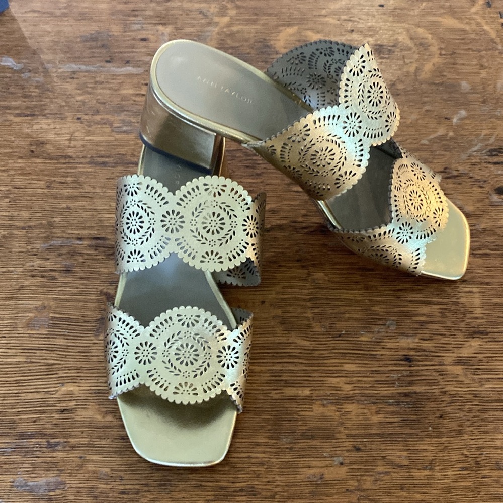 Ann Taylor Gold Eyelet Perforated Leather Sandals; 8.5 Boho Chic